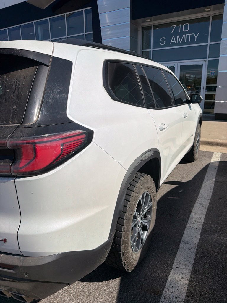 2025 GMC Acadia AT4