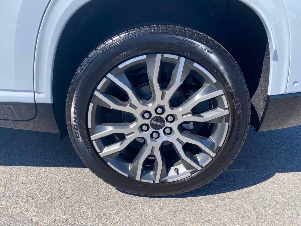 2027 GMC Acadia Denali Ultimate