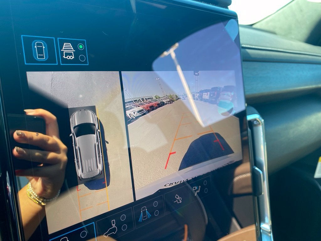 2027 GMC Acadia Denali Ultimate