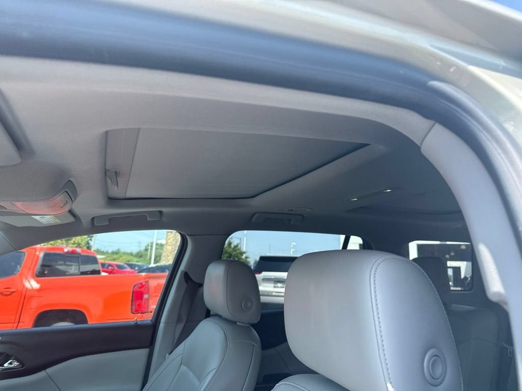 2017 GMC Acadia SLT