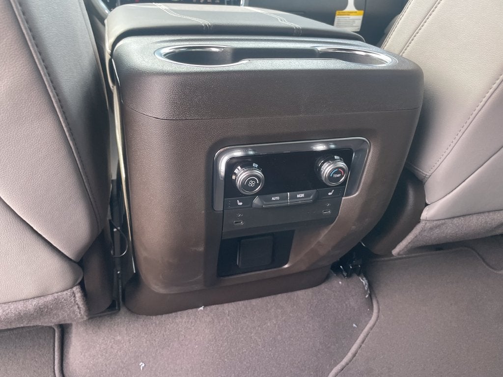 2027 GMC Yukon Elevation