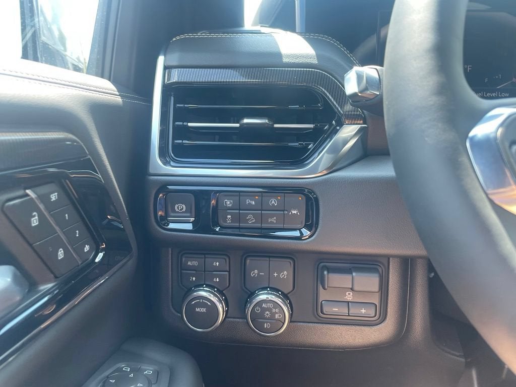 2026 GMC Yukon XL Elevation - Photo 12