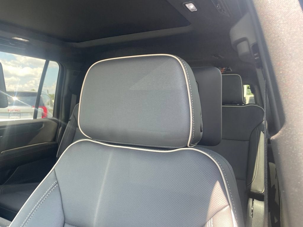 2026 GMC Yukon XL Elevation - Photo 20