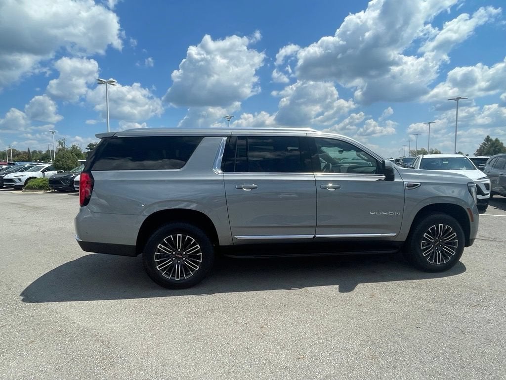 2026 GMC Yukon XL Elevation - Photo 8