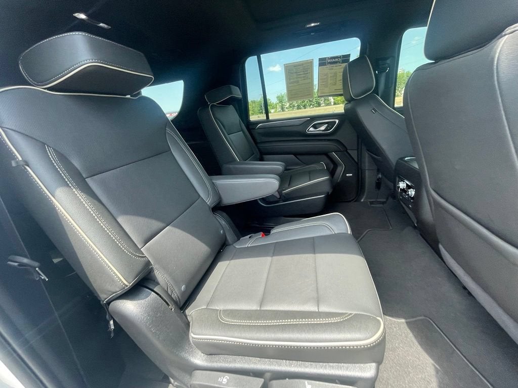 2024 GMC Yukon XL SLT