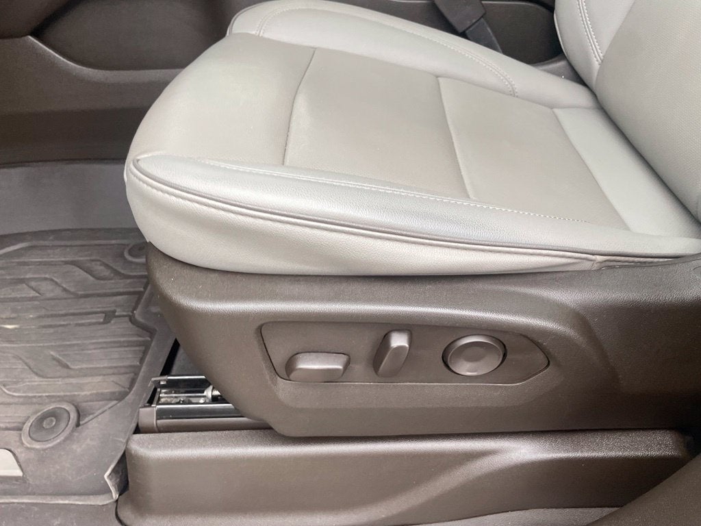 2025 GMC Yukon XL Elevation