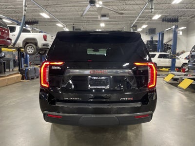2024 GMC Yukon XL AT4