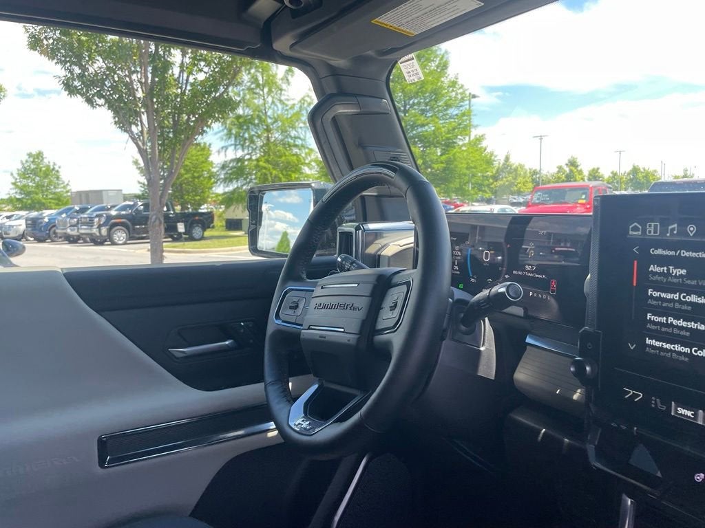 2026 GMC HUMMER EV SUV 2X