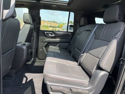 2023 Chevrolet Suburban RST