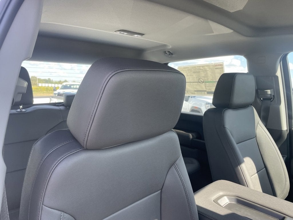 2025 GMC Sierra 2500 HD Pro