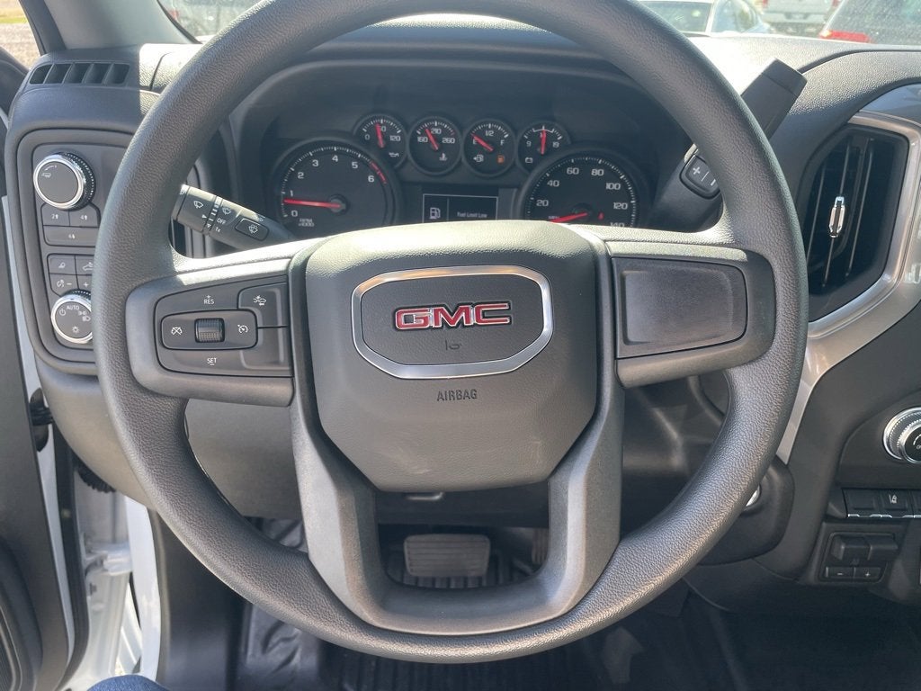 2025 GMC Sierra 2500 HD Pro