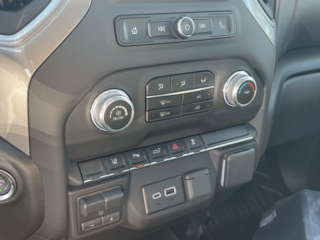 2025 GMC Sierra 2500 HD Pro