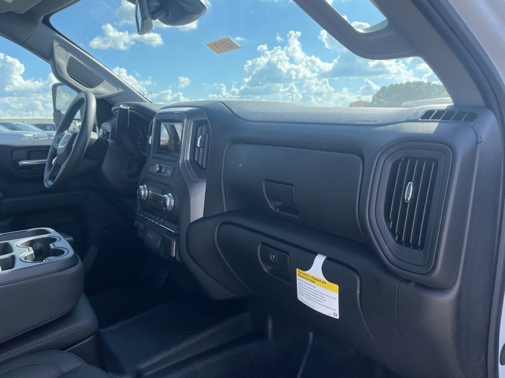 2025 GMC Sierra 2500 HD Pro