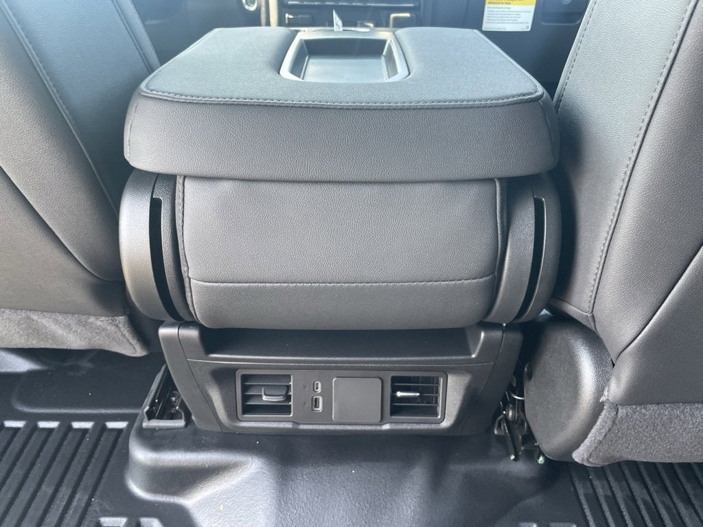 2025 GMC Sierra 2500 HD Pro