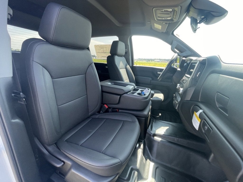 2025 GMC Sierra 2500 HD Pro