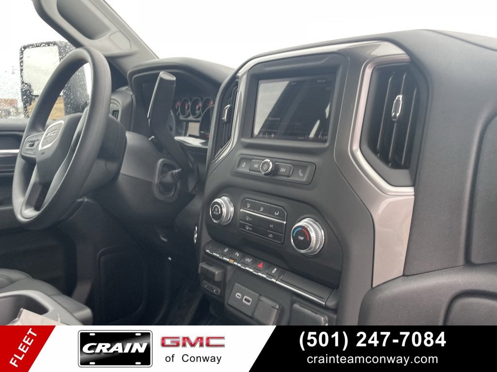 2025 GMC Sierra 2500 HD Pro
