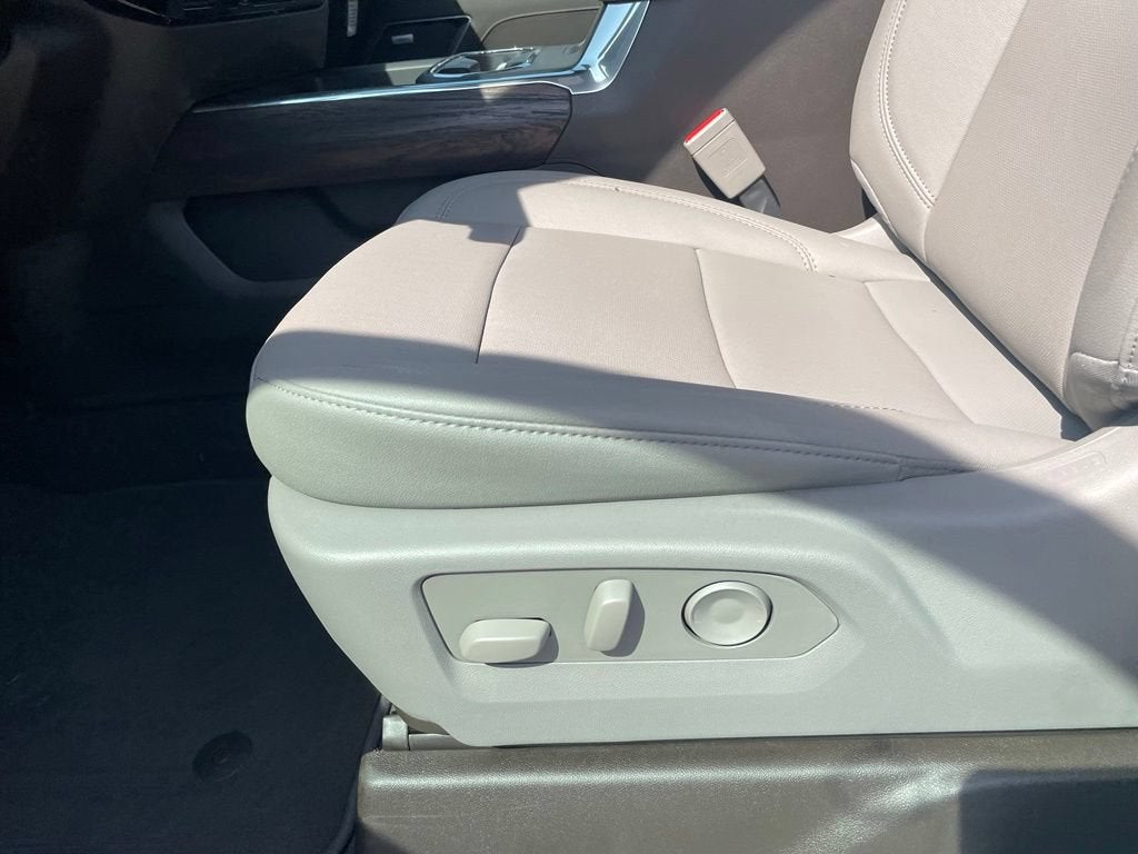 2026 GMC Sierra 2500HD SLT - Photo 9