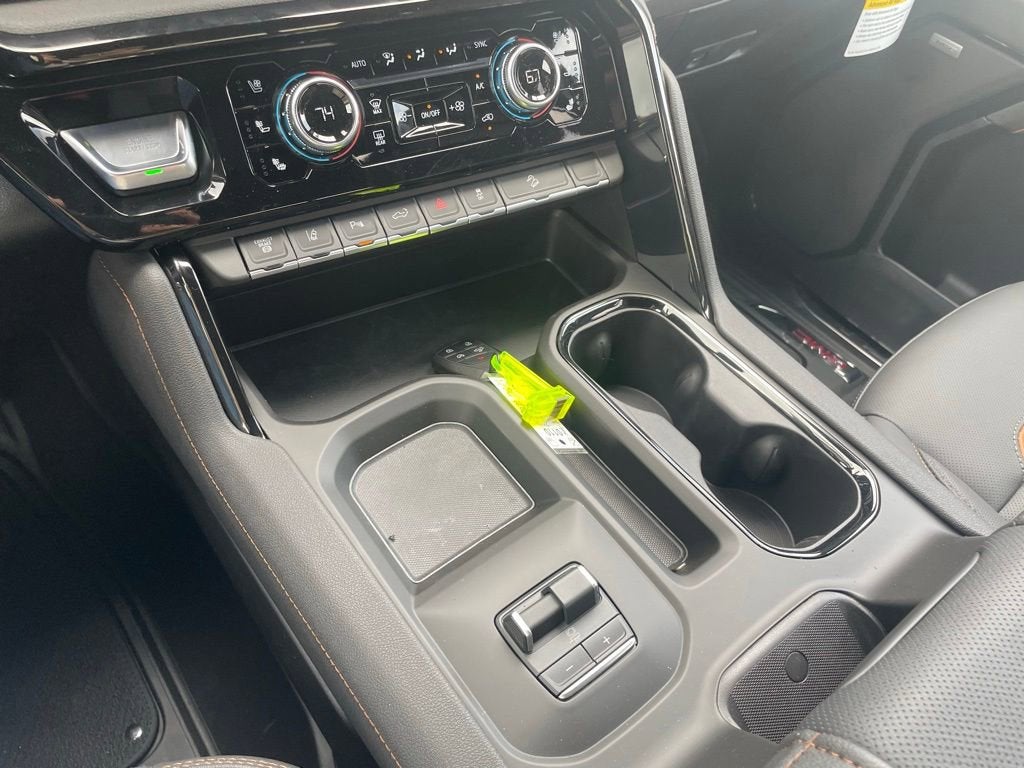 2026 GMC Sierra 2500HD AT4 - Photo 17