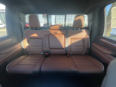 2026 GMC Sierra 3500 HD Denali Ultimate DRW