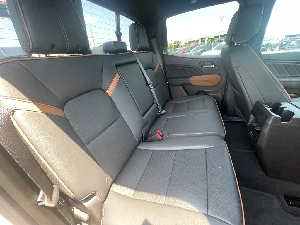2026 GMC Canyon AT4 - Photo 26