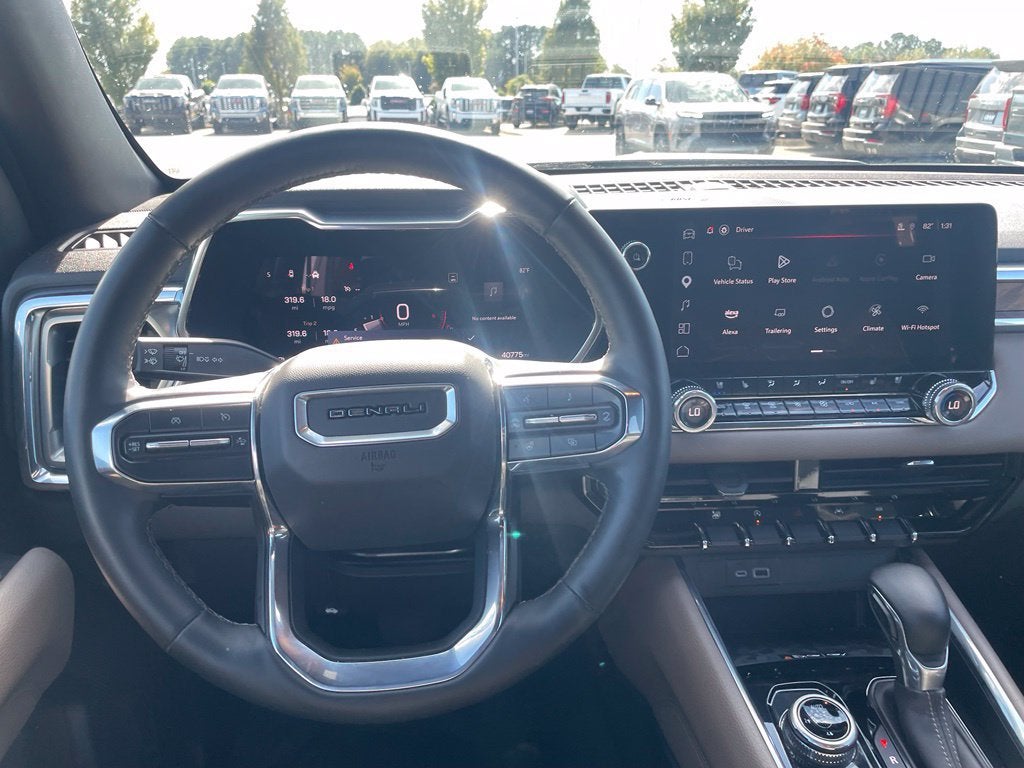 2024 GMC Canyon Denali