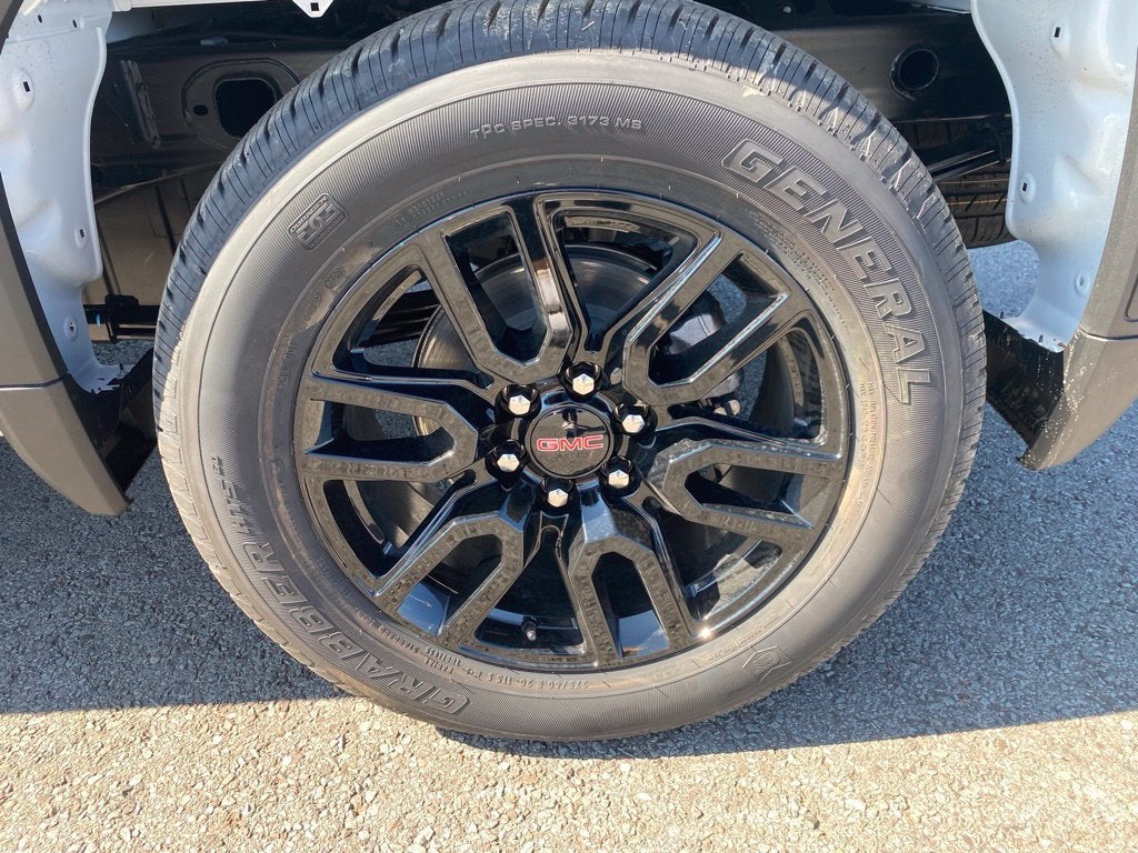 2026 GMC Sierra 1500 Elevation - Photo 13