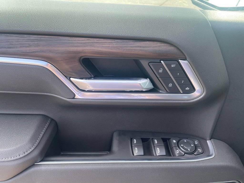2026 GMC Sierra 1500 SLT - Photo 16