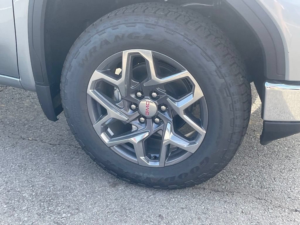 2026 GMC Sierra 1500 SLT - Photo 5