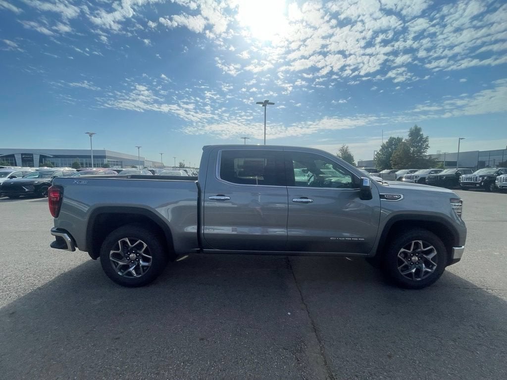 2026 GMC Sierra 1500 SLT - Photo 6