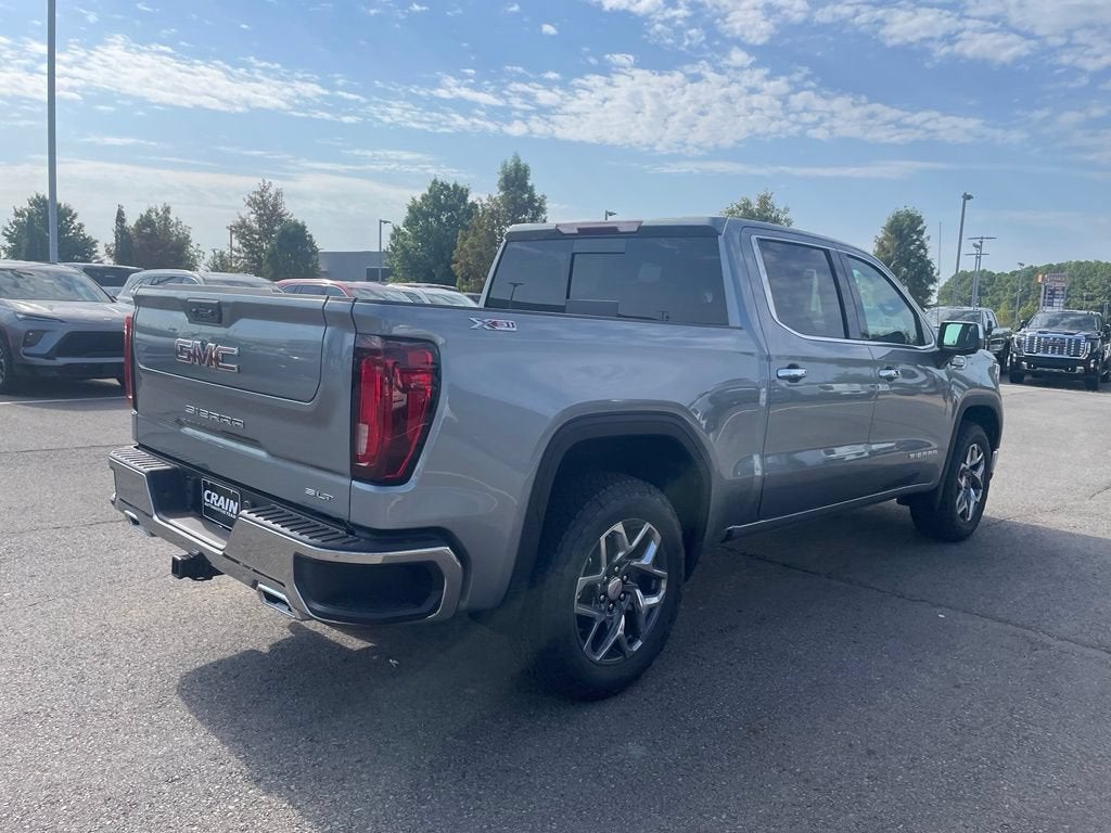 2026 GMC Sierra 1500 SLT - Photo 7