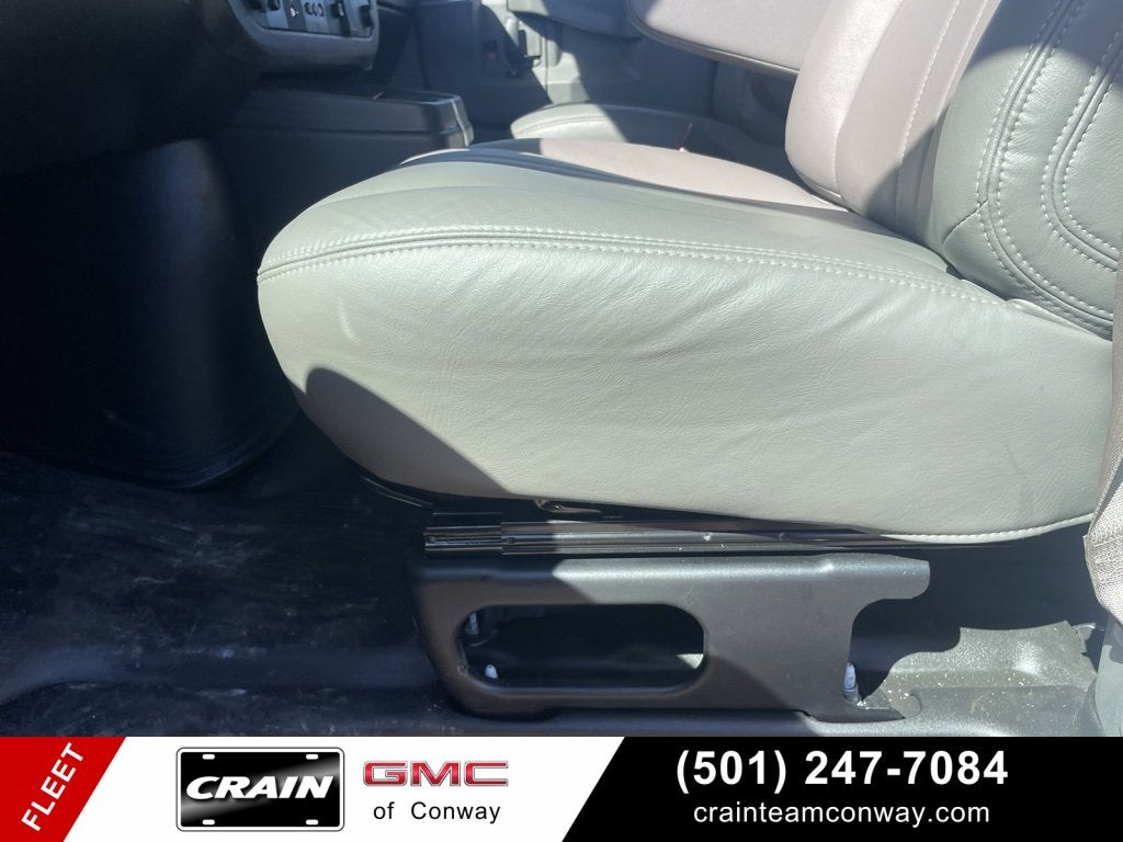 2025 GMC Savana Cargo 2500 Work Van