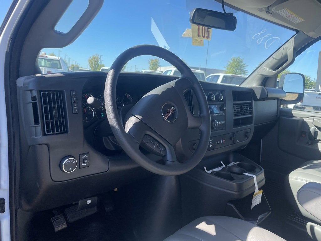 2025 GMC Savana Cargo 2500 Work Van