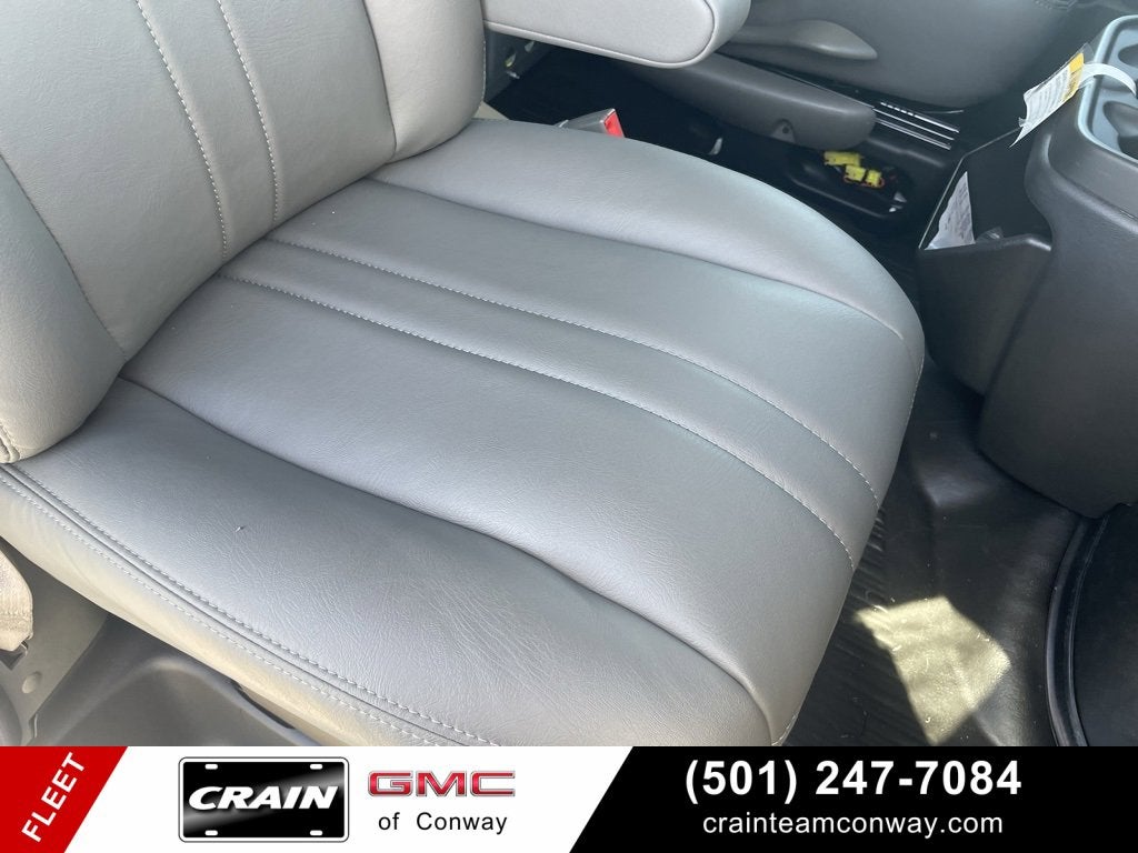 2025 GMC Savana Cargo 2500 Work Van