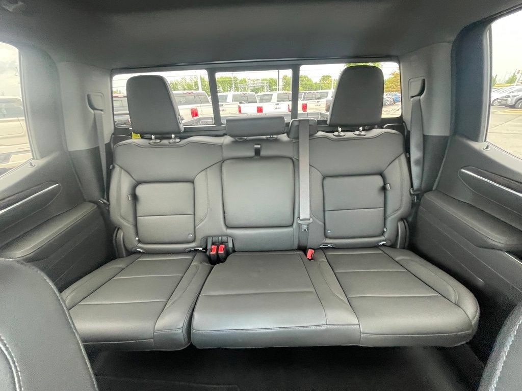 2026 GMC Sierra 1500 SLT - Photo 20