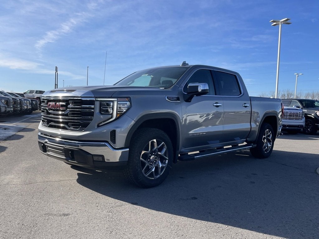 2025 GMC Sierra 1500 SLT