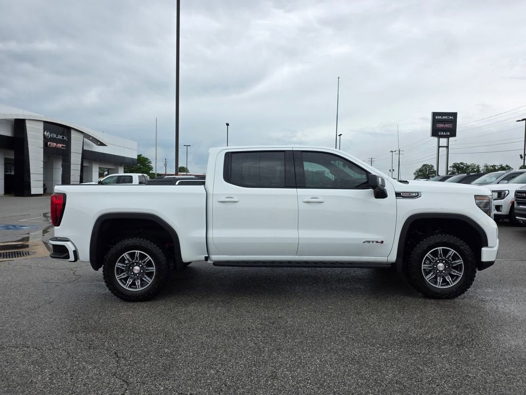 2026 GMC Sierra 1500 AT4 - Photo 9