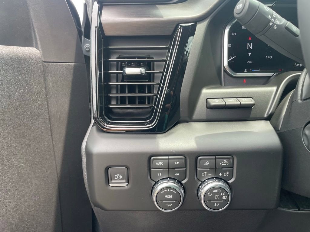 2026 GMC Sierra 1500 AT4X - Photo 12
