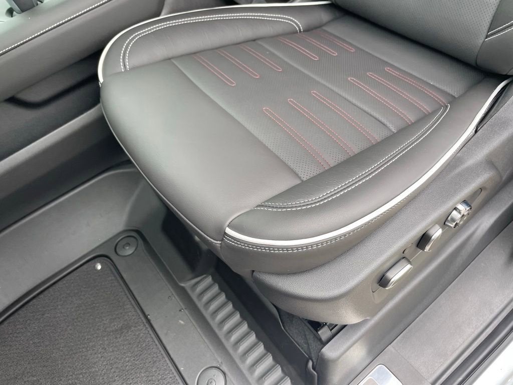 2026 GMC Sierra 1500 AT4X - Photo 21