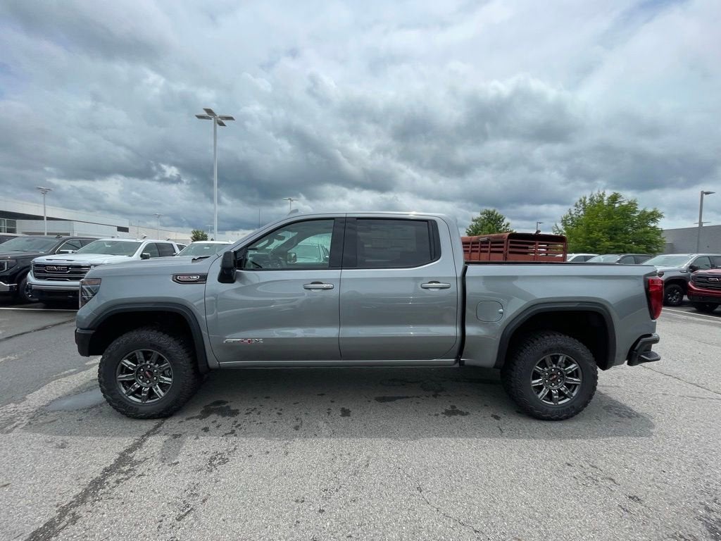 2026 GMC Sierra 1500 AT4X - Photo 4