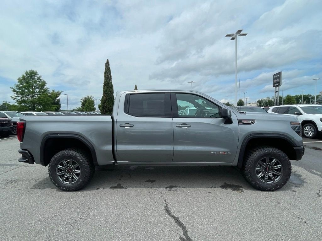 2026 GMC Sierra 1500 AT4X - Photo 8