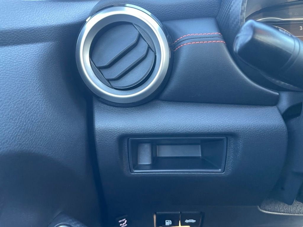 2023 Nissan Versa SR