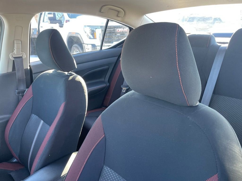 2023 Nissan Versa SR