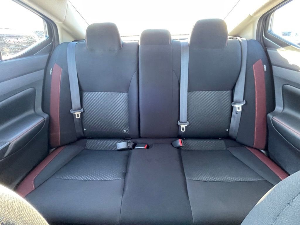 2023 Nissan Versa SR