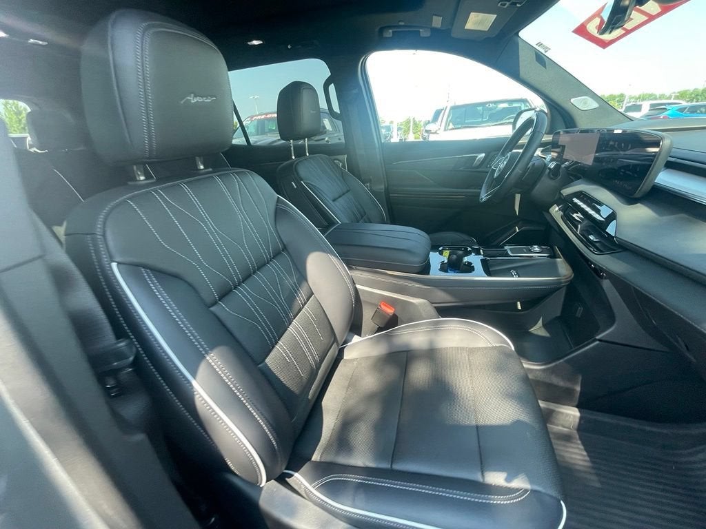 2025 Buick Enclave Avenir