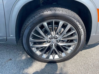 2025 Buick Enclave Avenir