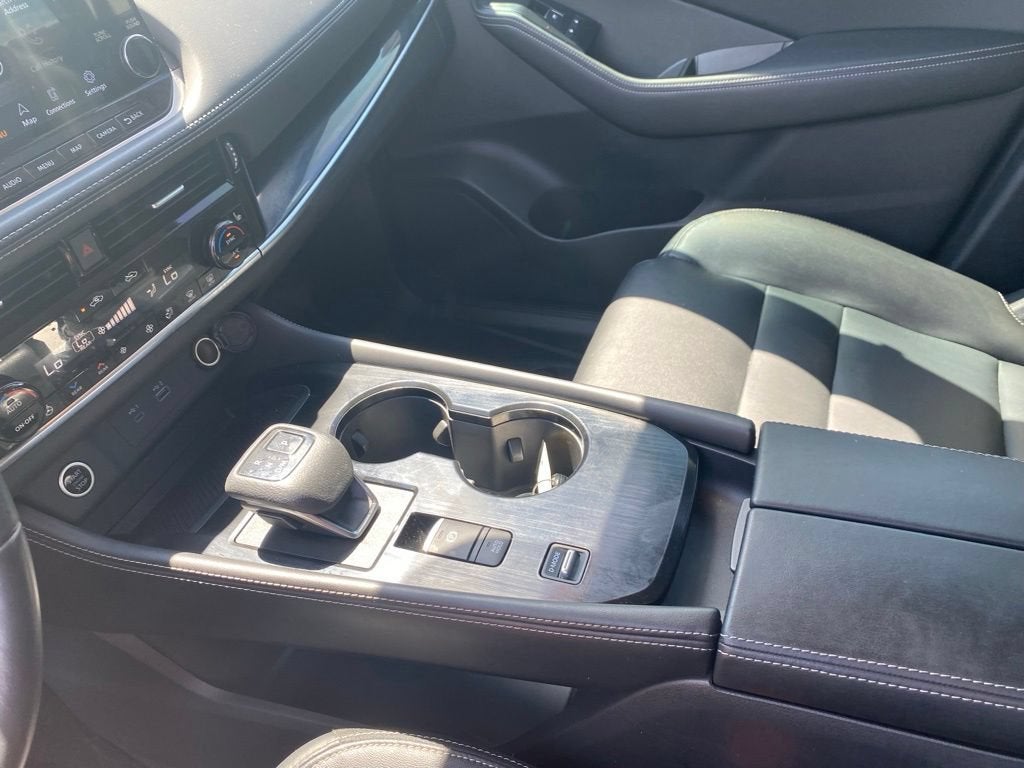 2022 Nissan Rogue SL