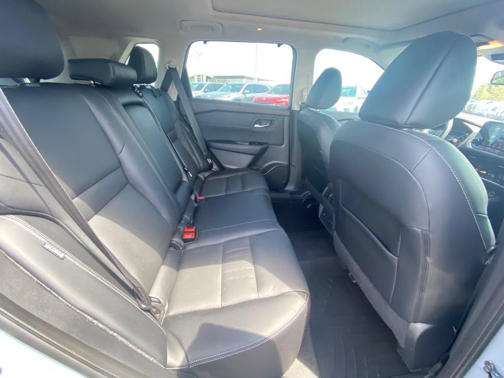 2022 Nissan Rogue SL