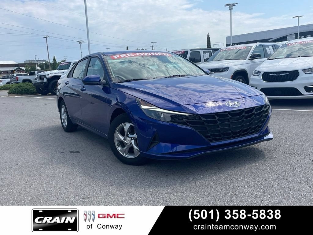 2022 Hyundai Elantra SE