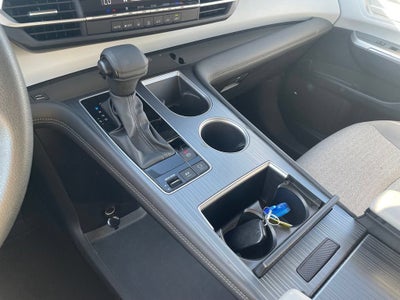 2025 Toyota Sienna LE