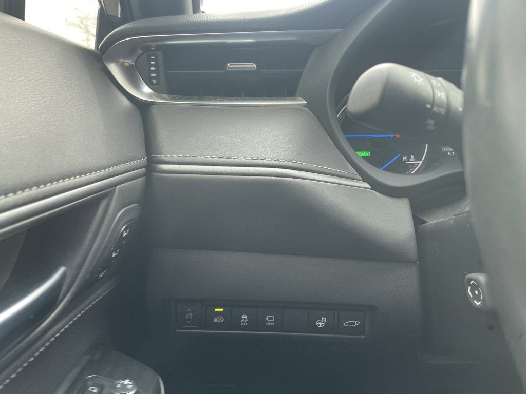 2022 Toyota Venza LE